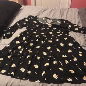 Beautiful flower dress! Size 1X